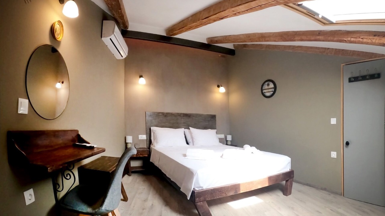 Photo of Bedroom in Pelekas