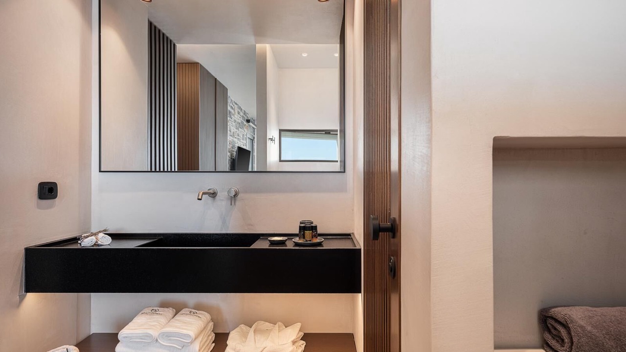 Photo of Bathroom in Agios Nikolaos Town