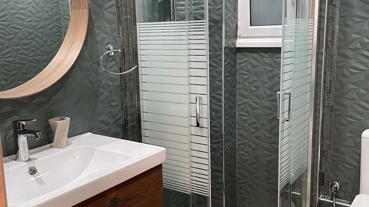Photo of Bathroom in Omonia