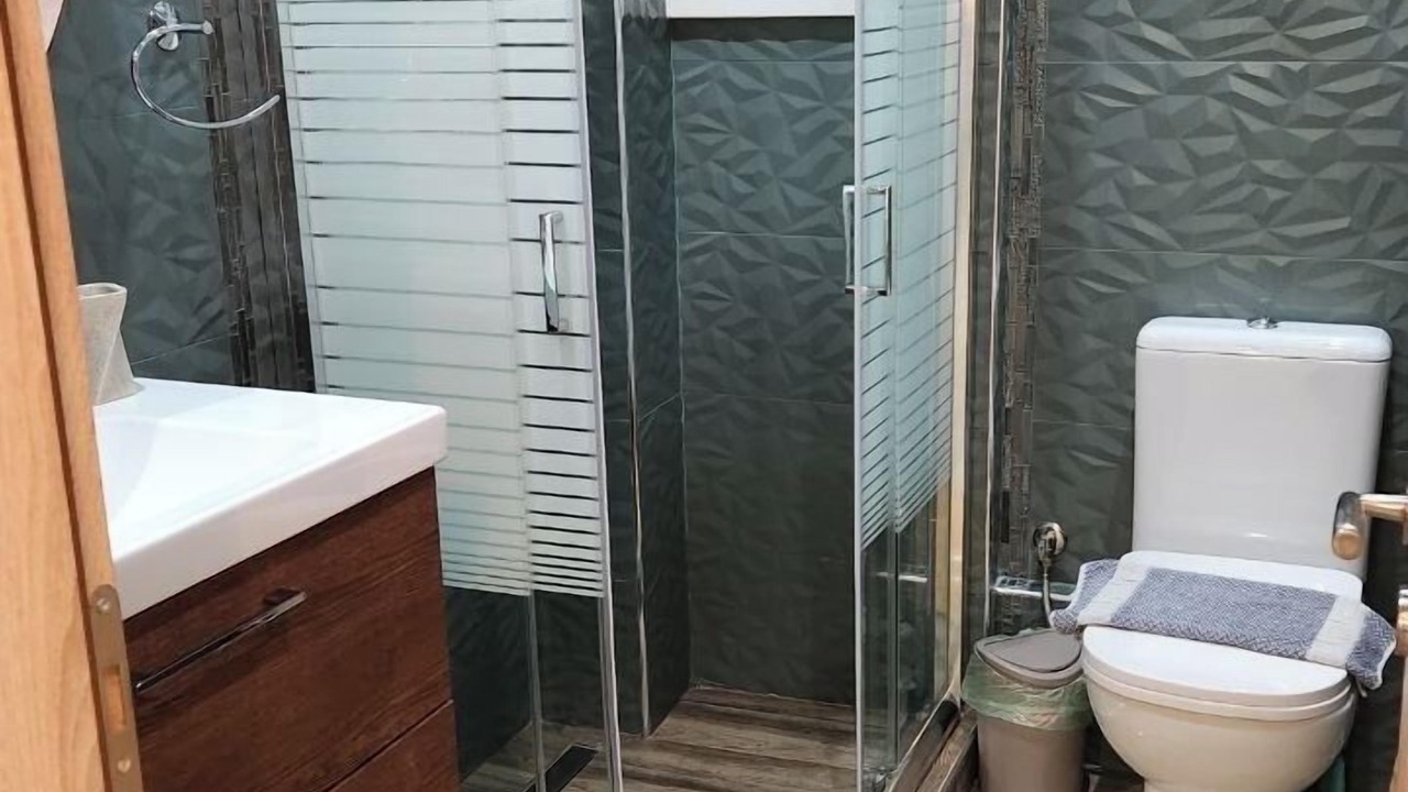 Photo of Bathroom in Omonia