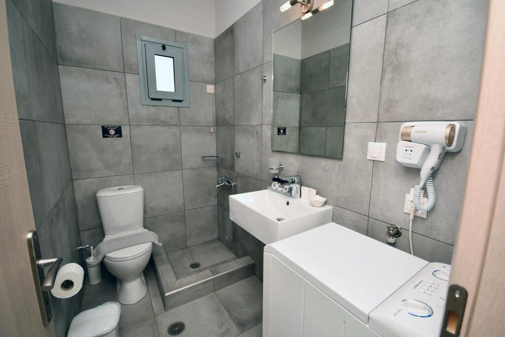 Photo of Bathroom in Makry Gialos