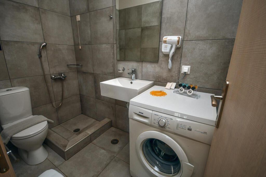 Photo of Bathroom in Makry Gialos