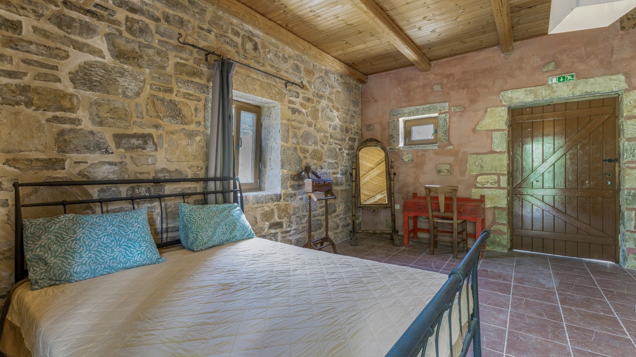 Photo of Bedroom in Kato Simi