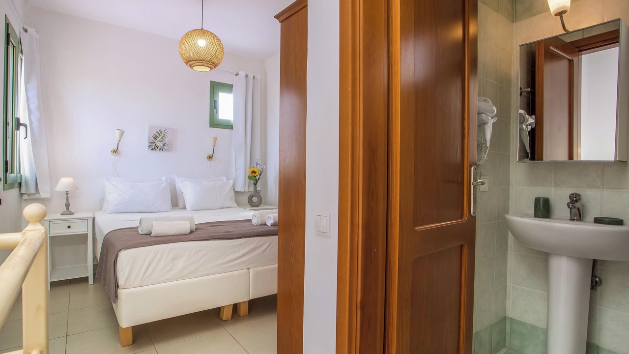Photo of Bedroom in Gennadi
