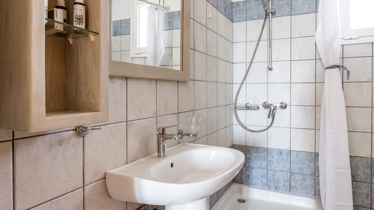 Photo of Bathroom in Agios Ioannis