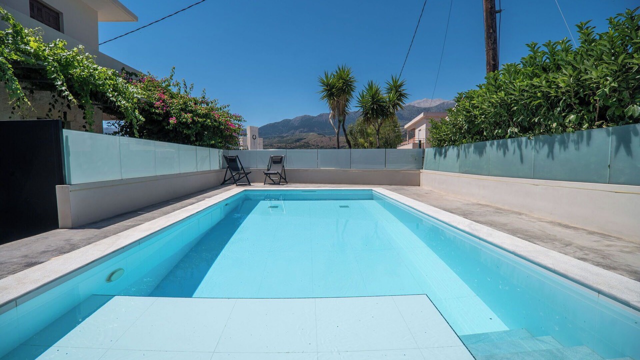 Photo of Outdoor in Nipos