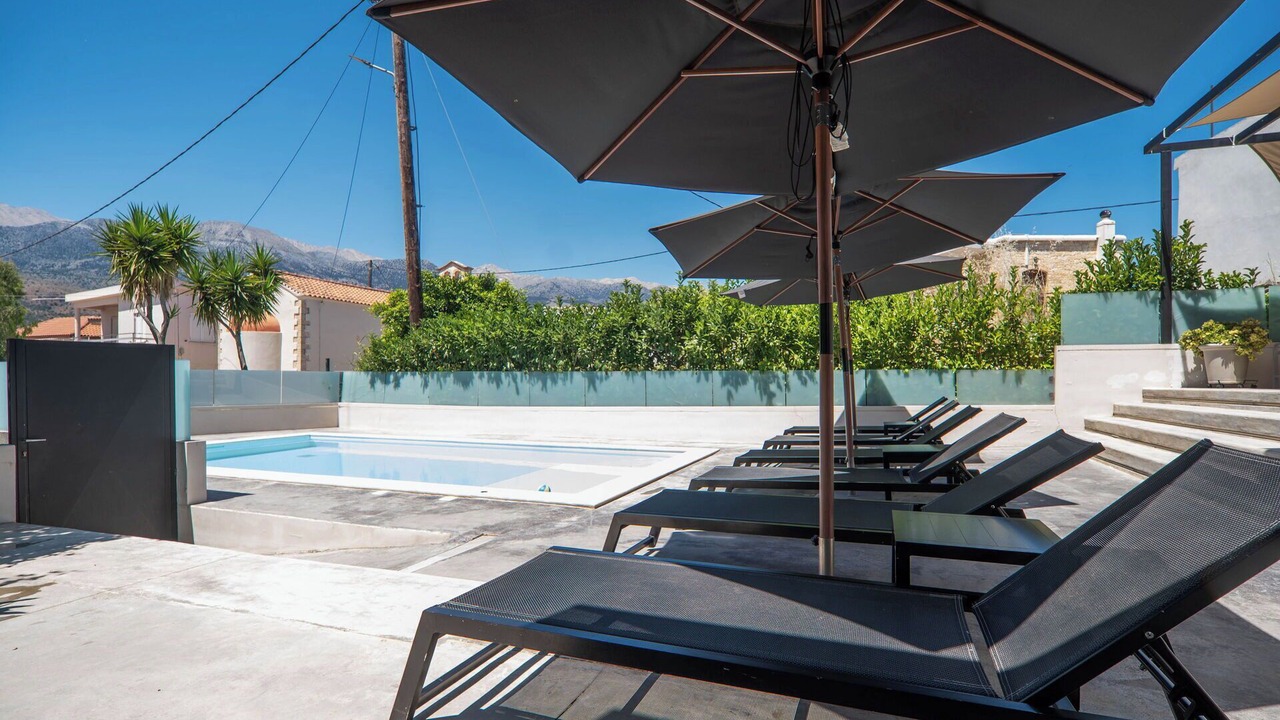 Photo of Outdoor in Nipos