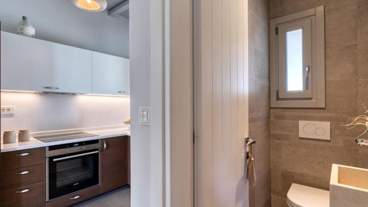 Photo of Bathroom in Tourlos