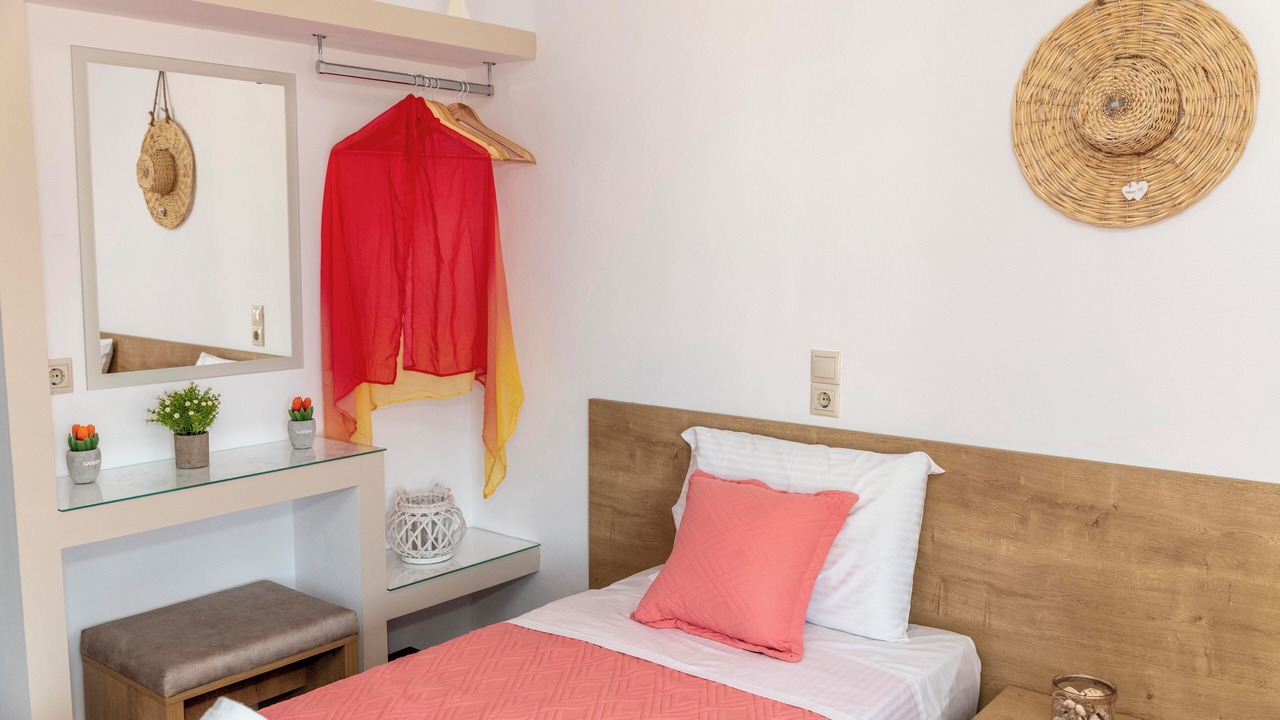 Photo of Bedroom in Matala