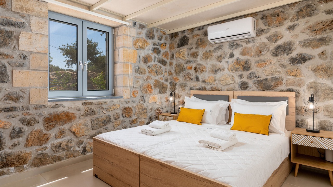Photo of Bedroom in Atsipopoulo