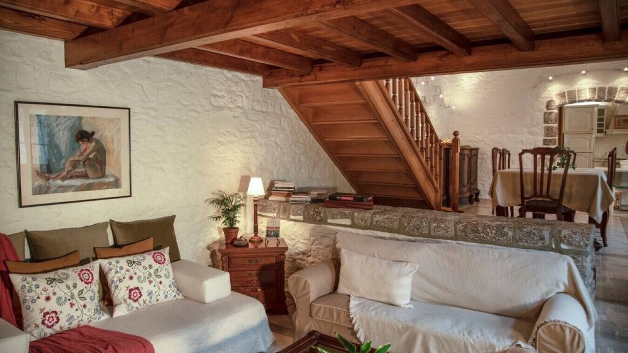 Photo of Livingroom in idhra