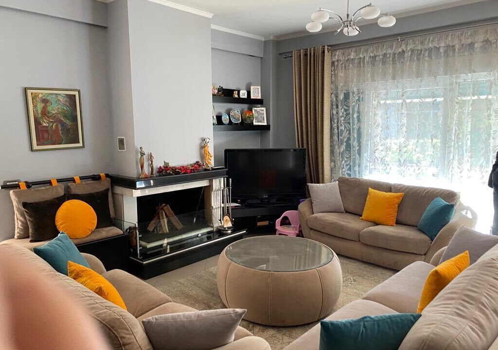 Photo of Livingroom in Ishem