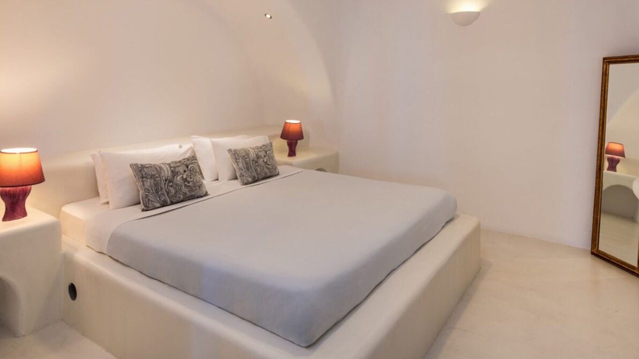 Photo of Bedroom in Imerovigli