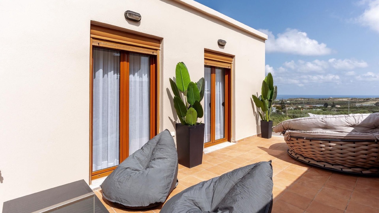 Photo of Patio Balcony in Houdetsi
