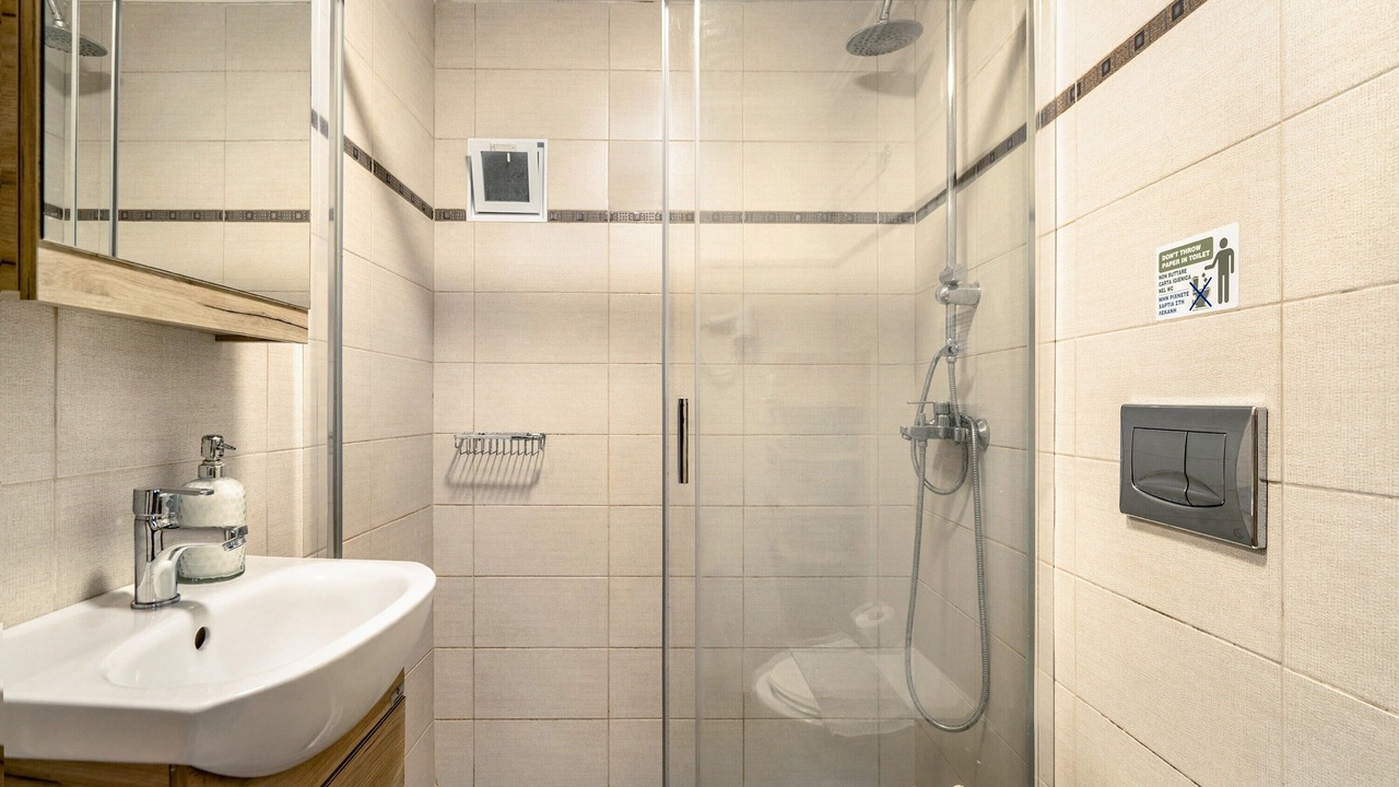 Photo of Bathroom in Yenion