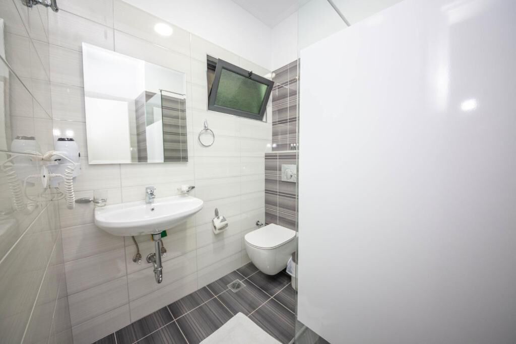 Photo of Bathroom in Kodrra