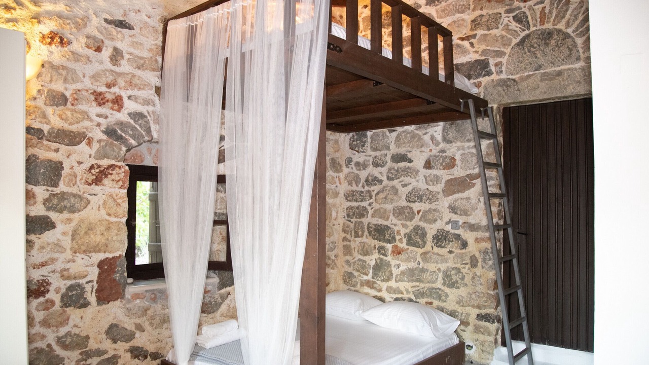 Photo of Bedroom in Charouda