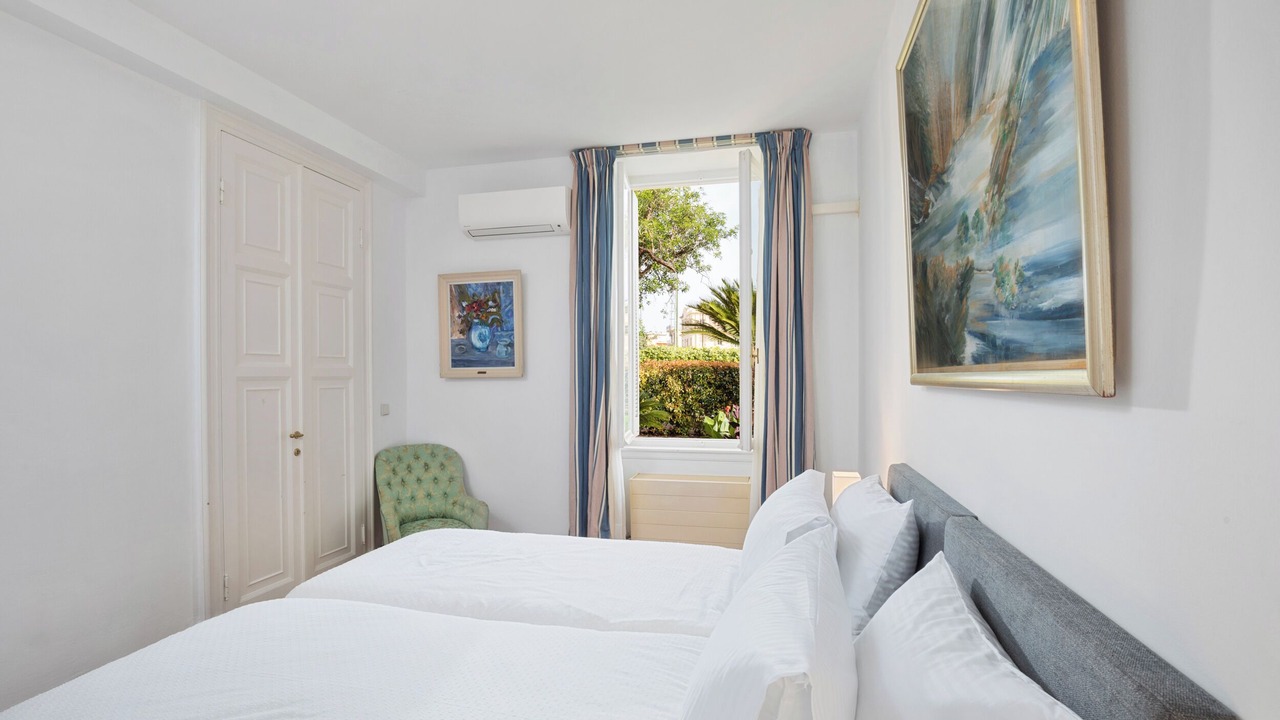 Photo of Bedroom in Old Town