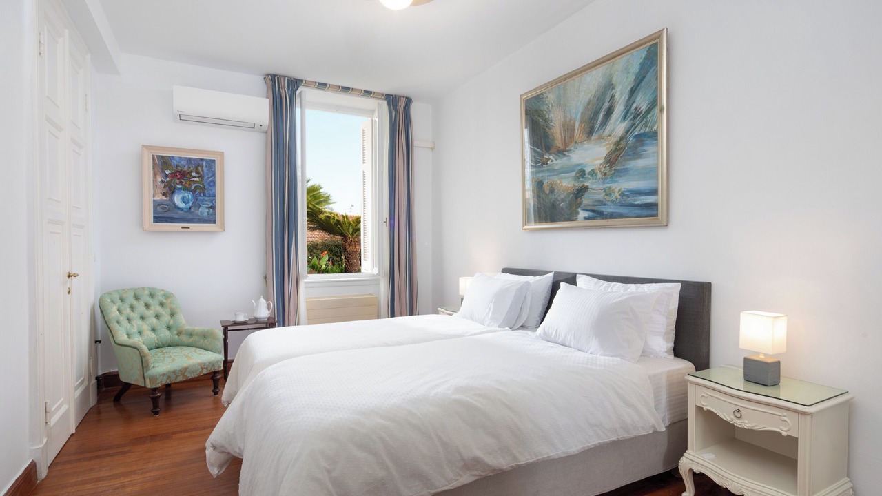 Photo of Bedroom in Old Town