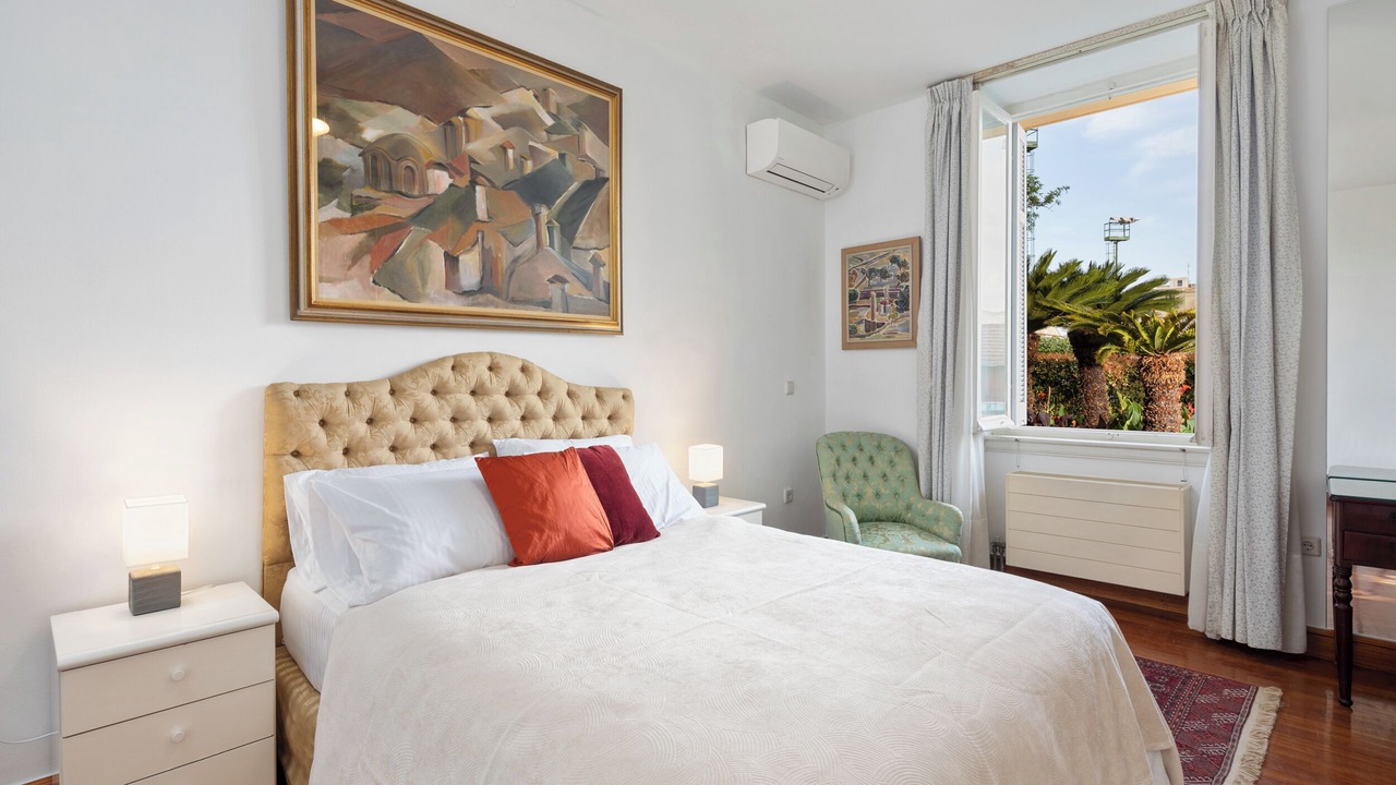 Photo of Bedroom in Old Town