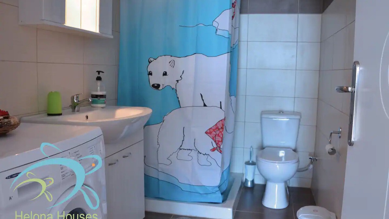 Photo of Bathroom in Pylos-Nestoras