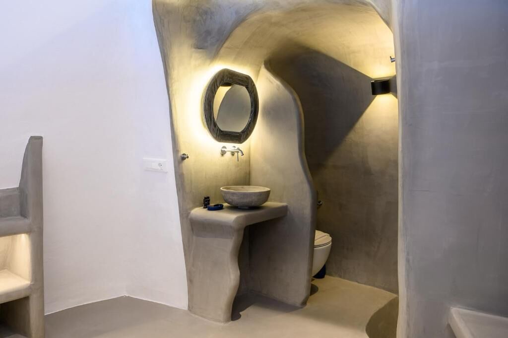 Photo of Bathroom in Exo Gonia
