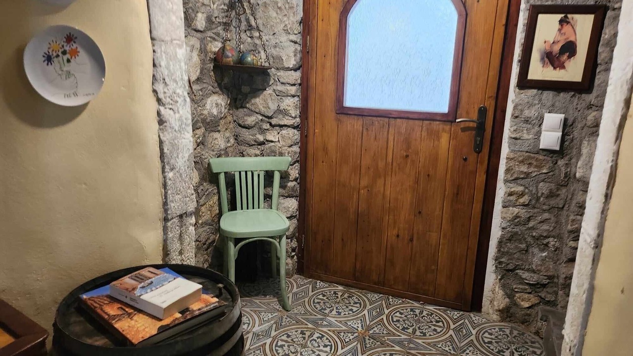 Photo of Others in Alexandros