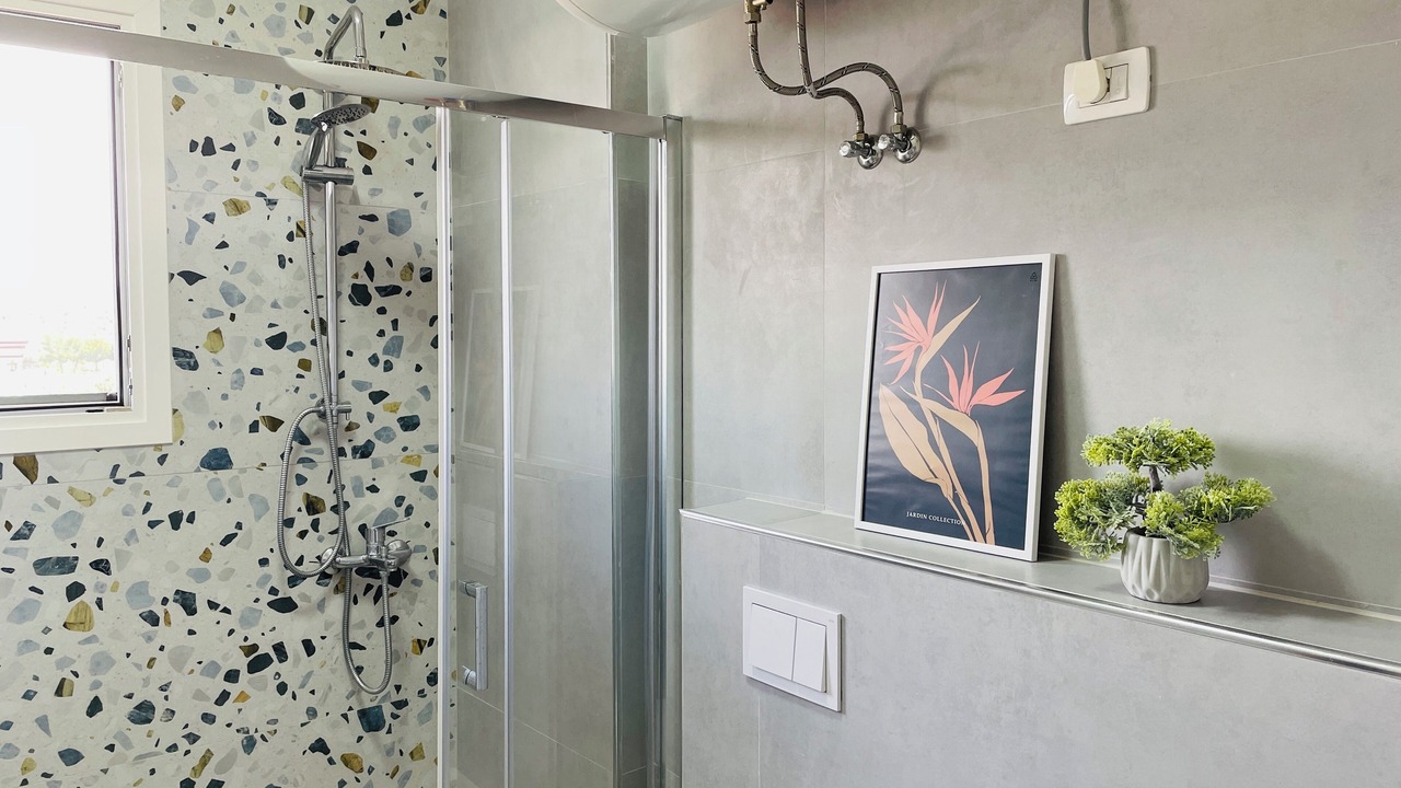Photo of Bathroom in Divjake