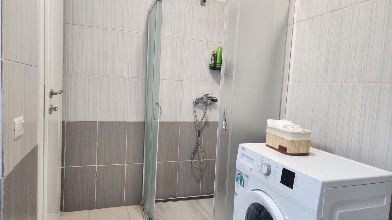 Photo of Bathroom in Divjake