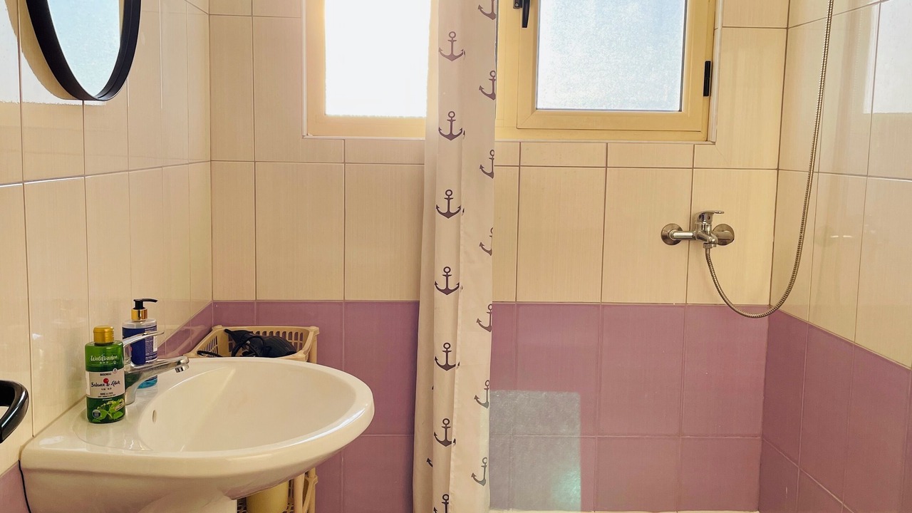 Photo of Bathroom in Divjake