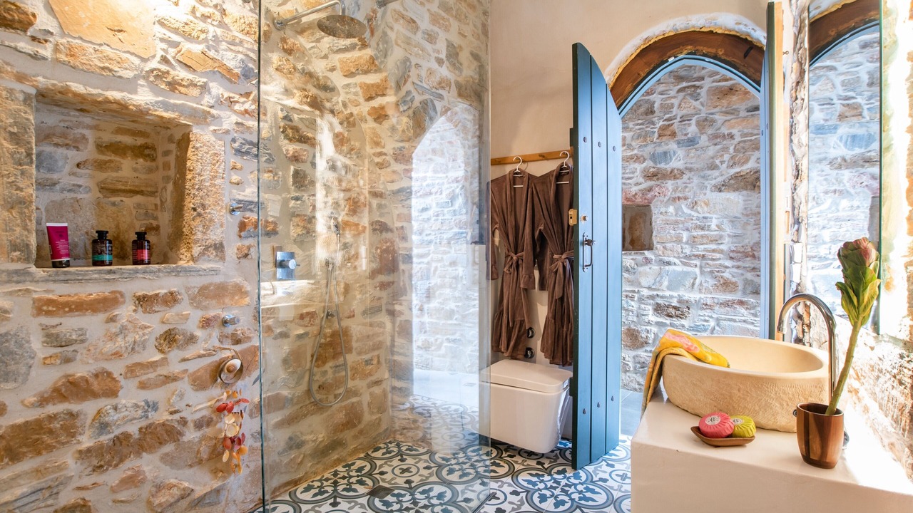 Photo of Bathroom in Filoti