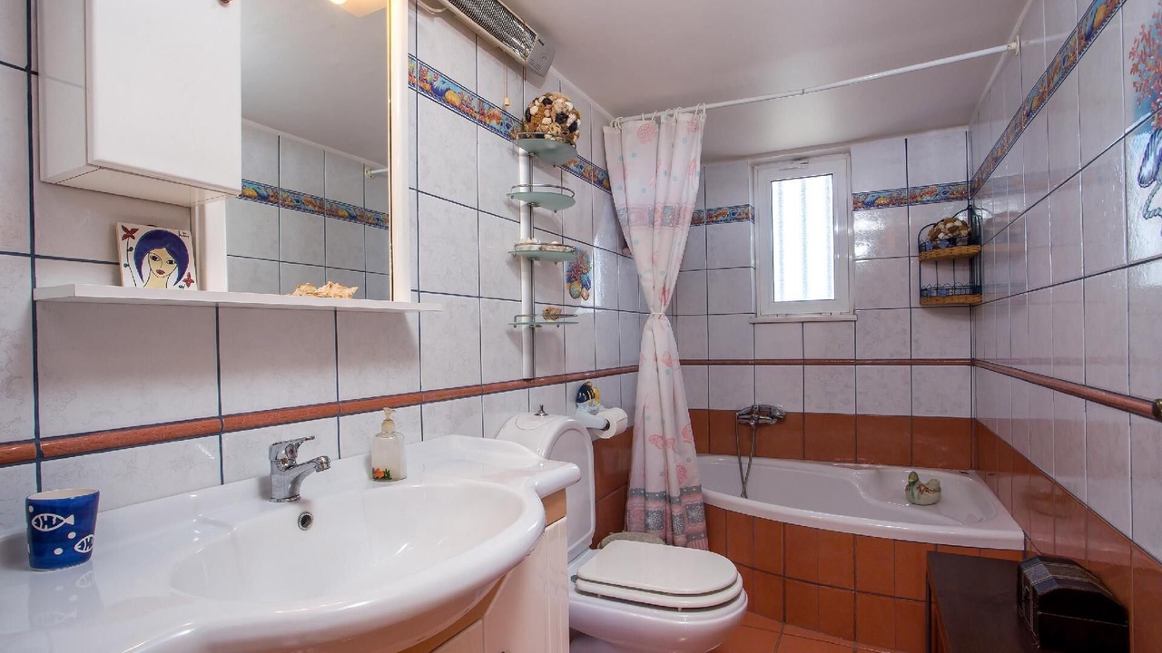 Photo of Bathroom in Theologos