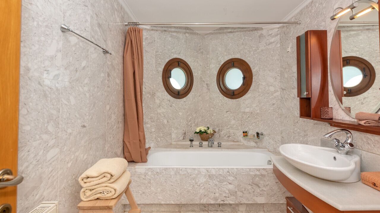Photo of Bathroom in Kounoupidiana
