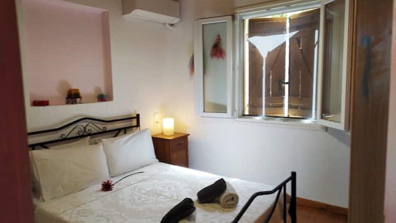 Photo of Bedroom in Poros