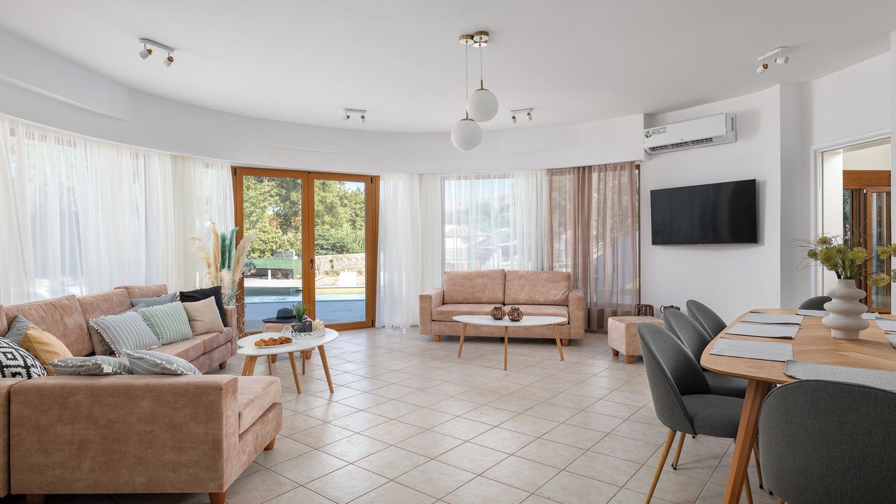 Photo of Livingroom in Kallithea