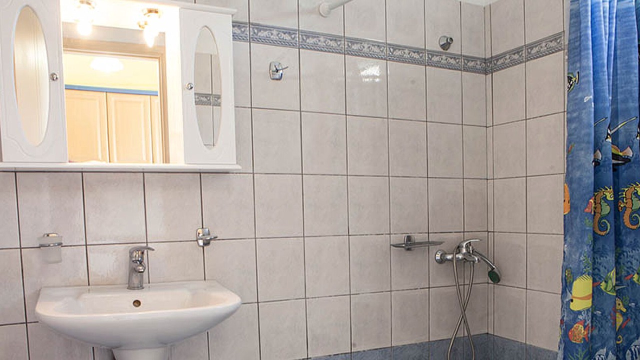 Photo of Bathroom in Lourdata