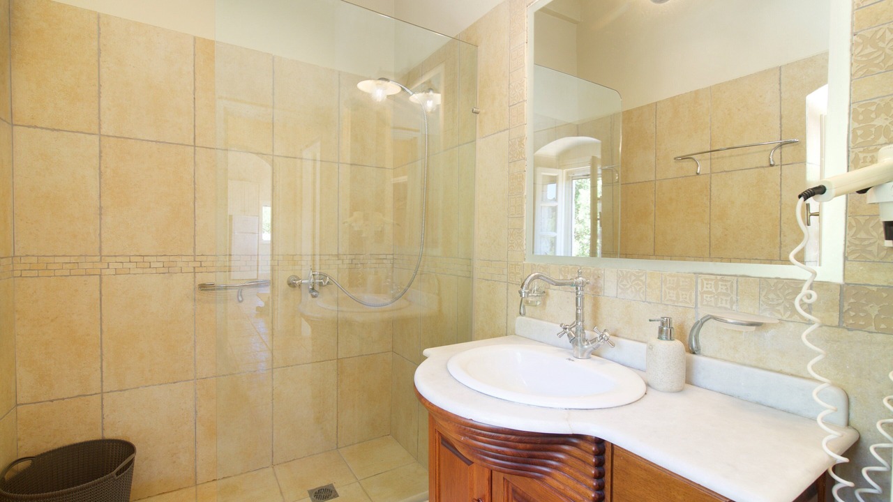 Photo of Bathroom in Fiskardo