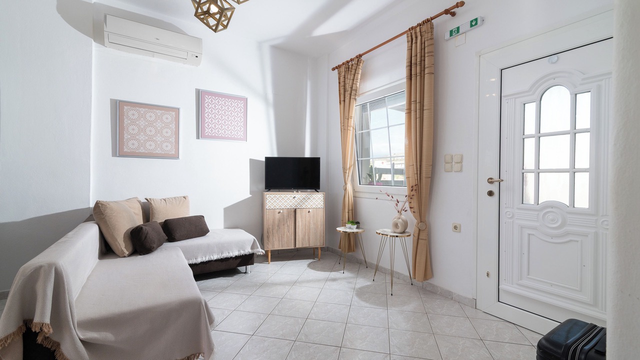 Photo of Livingroom in Neo Kalamaki