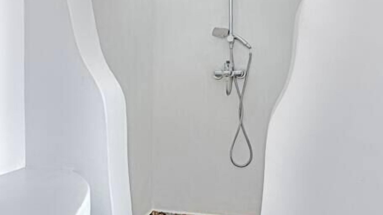 Photo of Bathroom in Glastros