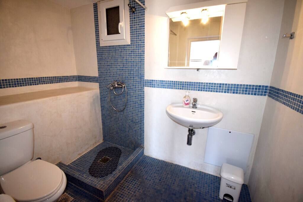 Photo of Bathroom in Glastros