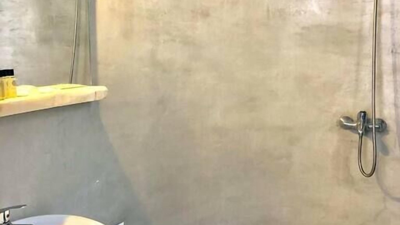 Photo of Bathroom in Glastros