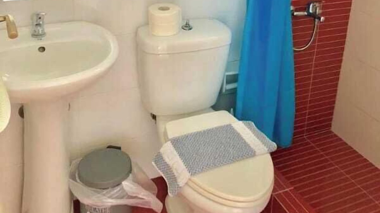 Photo of Bathroom in Glastros
