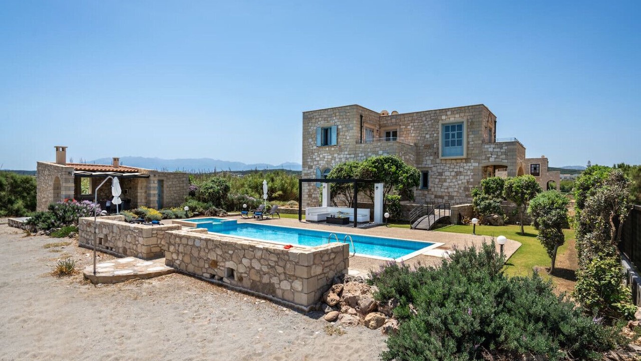 Photo of Outdoor in Rapaniana