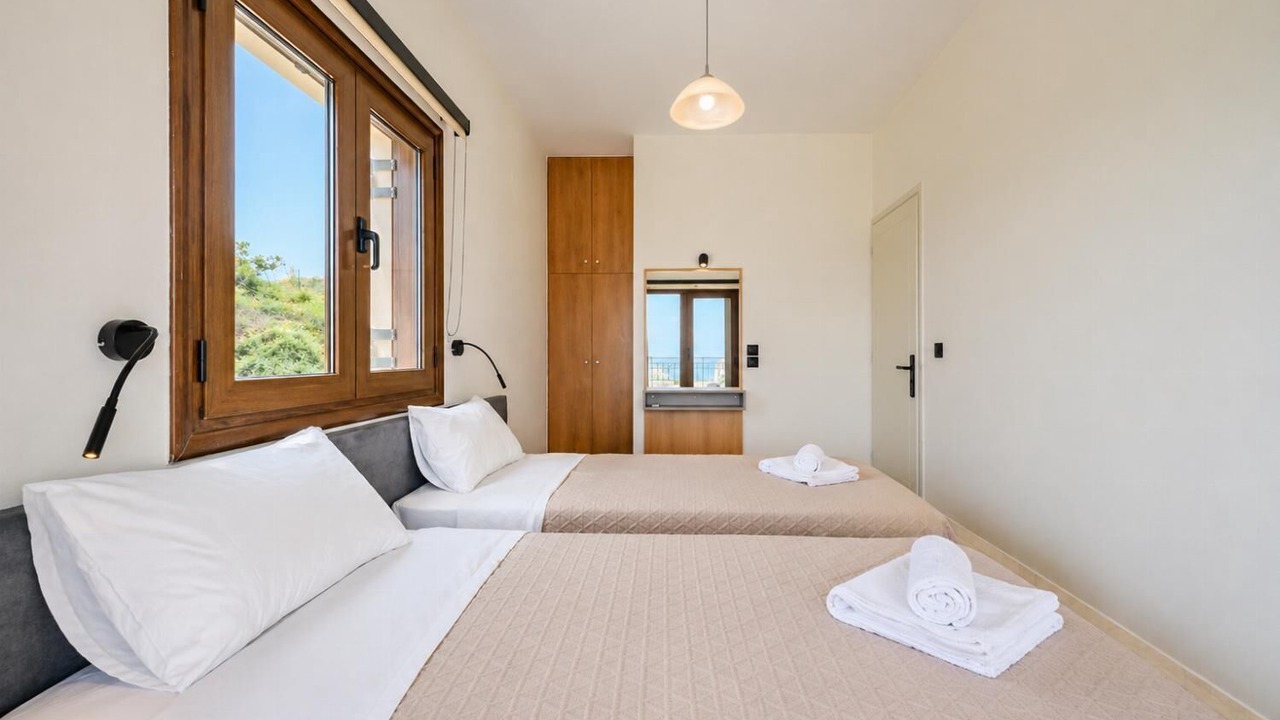 Photo of Bedroom in Maroulas