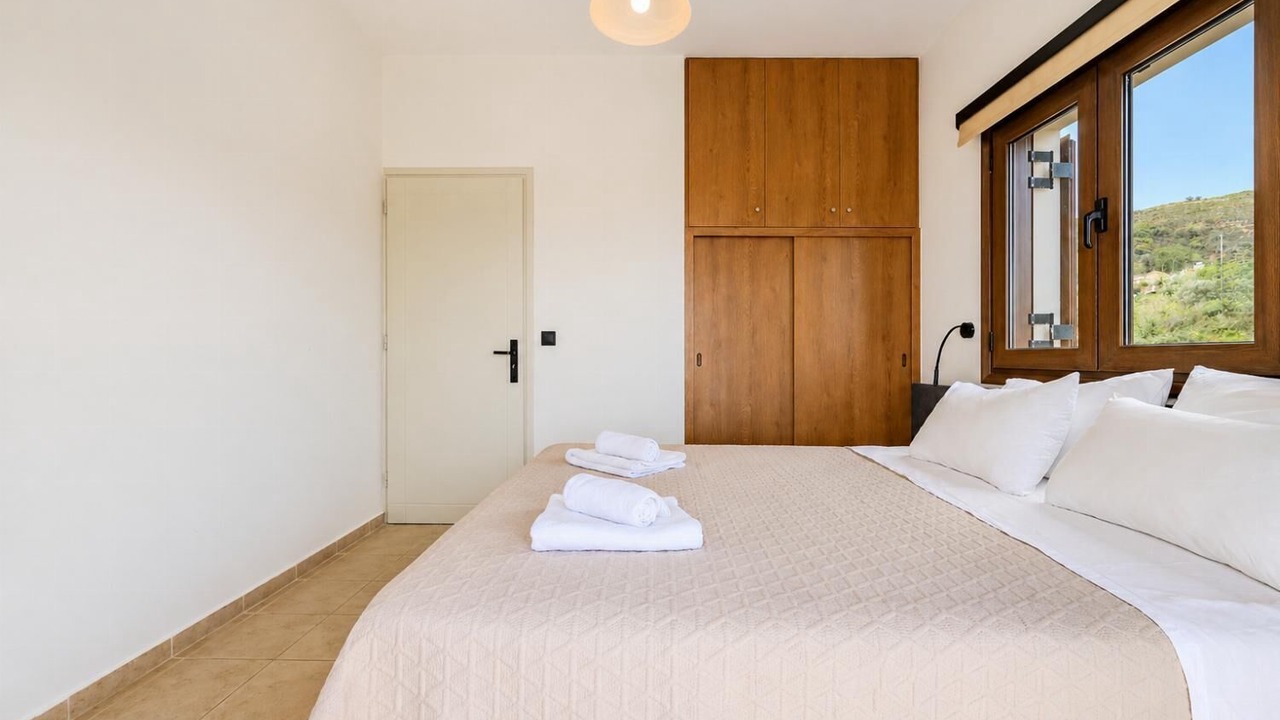 Photo of Bedroom in Maroulas