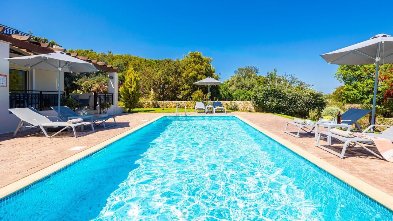 Photo of Outdoor in Gerani