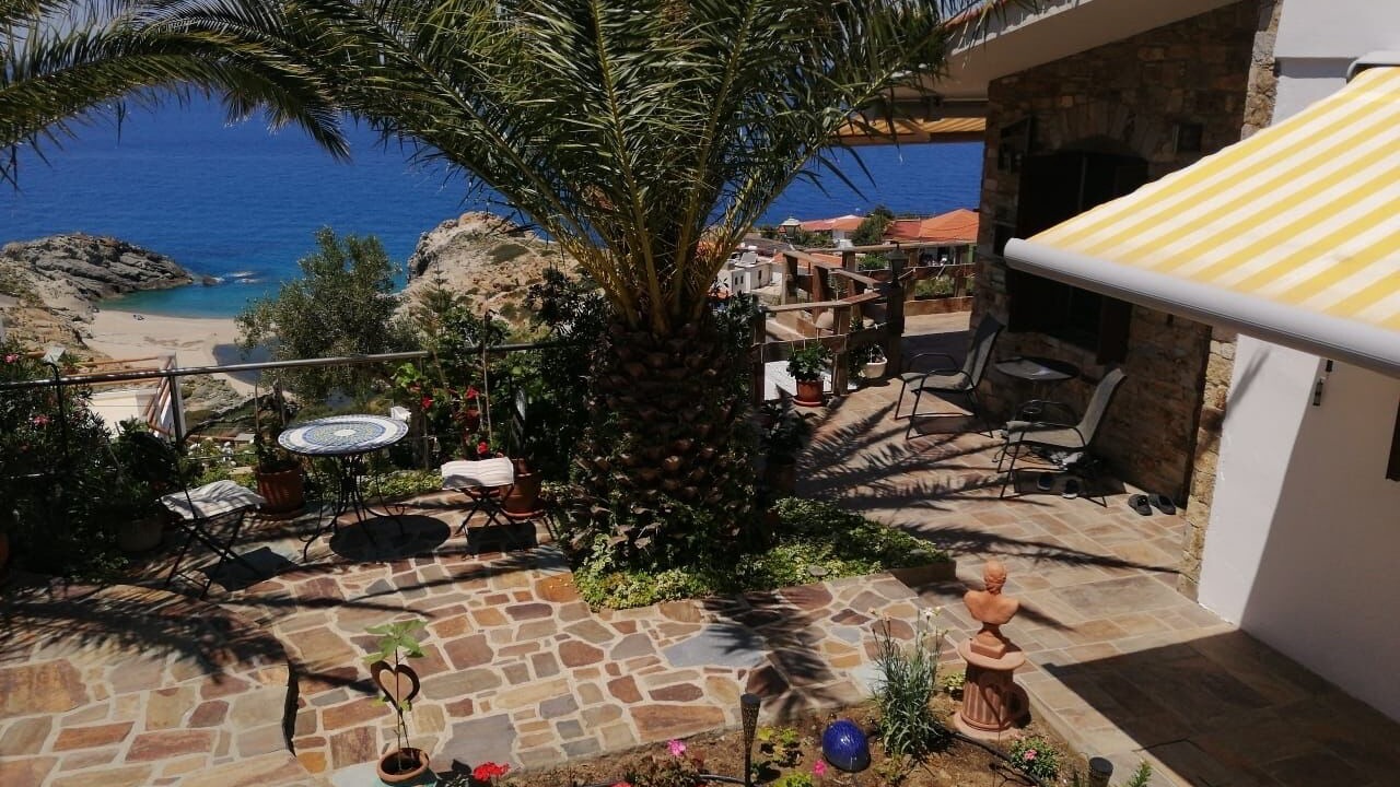 Photo of Patio Balcony in Armenistis