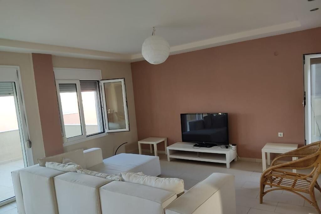 Photo of Livingroom in Skala Neon Kidonion