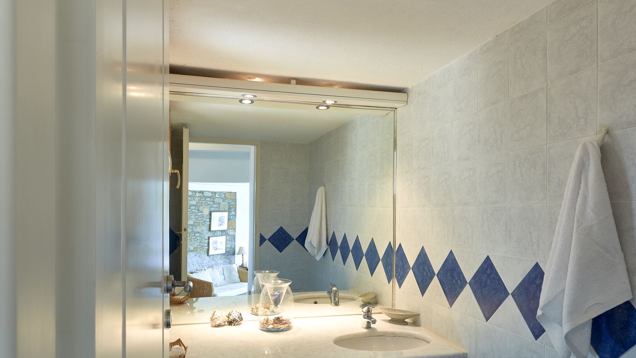 Photo of Bedroom in Kea