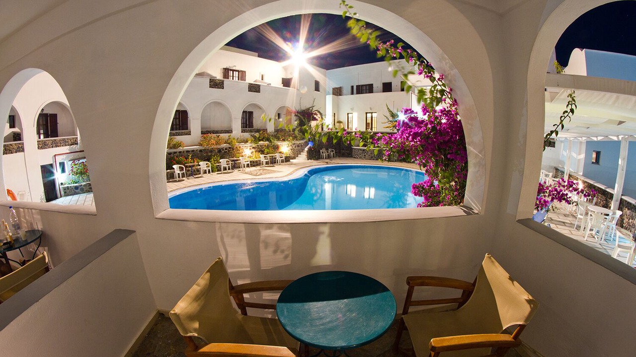 Photo of Outdoor in Fira